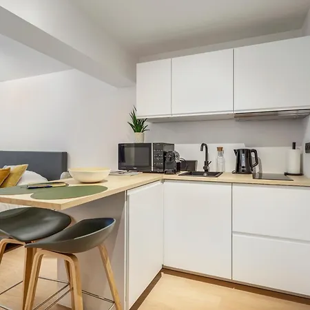 Charmante Op Toplocatie - Hartje * 헨트